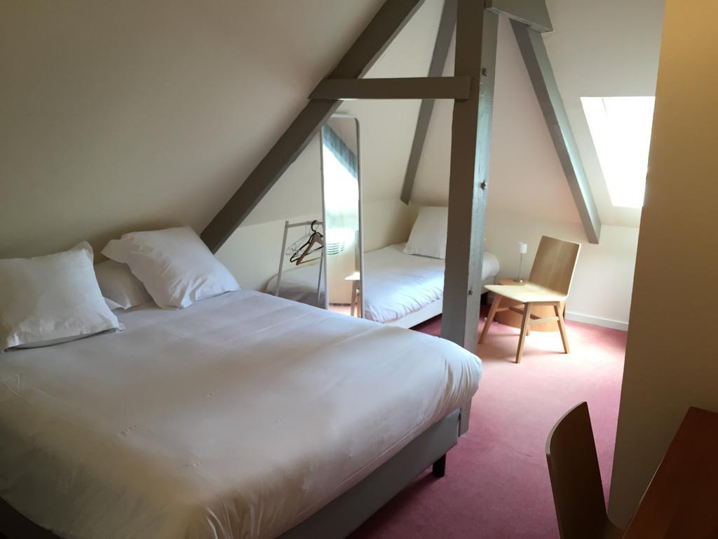Hotel De Charme Les Mimosas Pont-Aven Oda fotoğraf