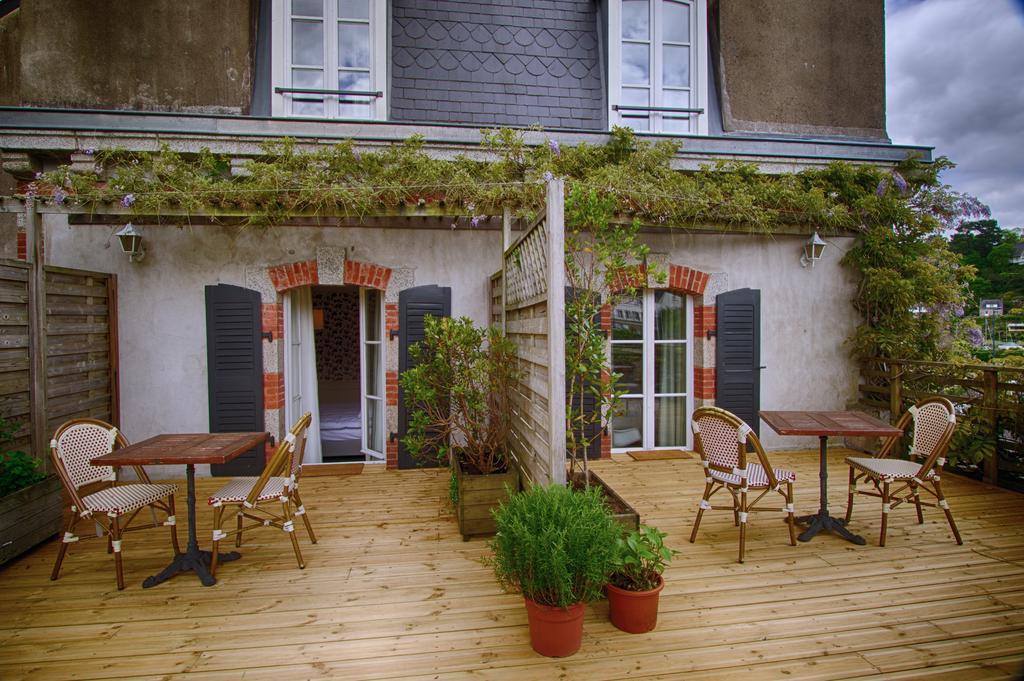 Hotel De Charme Les Mimosas Pont-Aven Oda fotoğraf